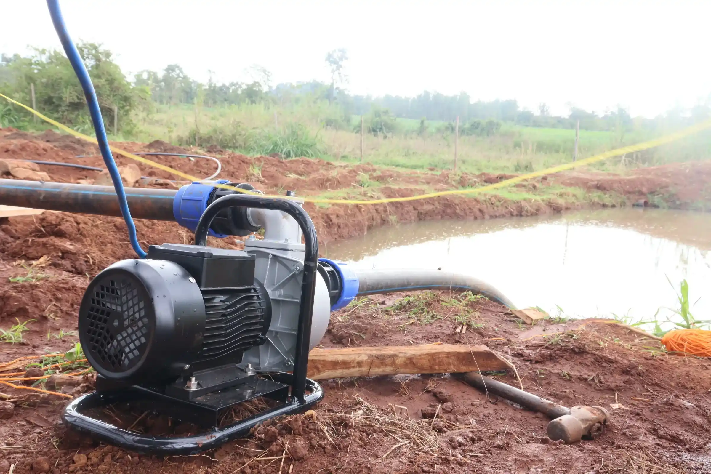 Solar-powered surface pumps for farmers in Kenya